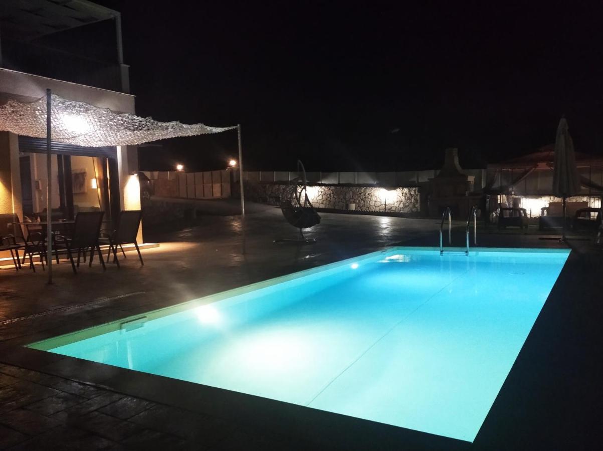 Villa Ndj Relax Tsoukaládhes Esterno foto